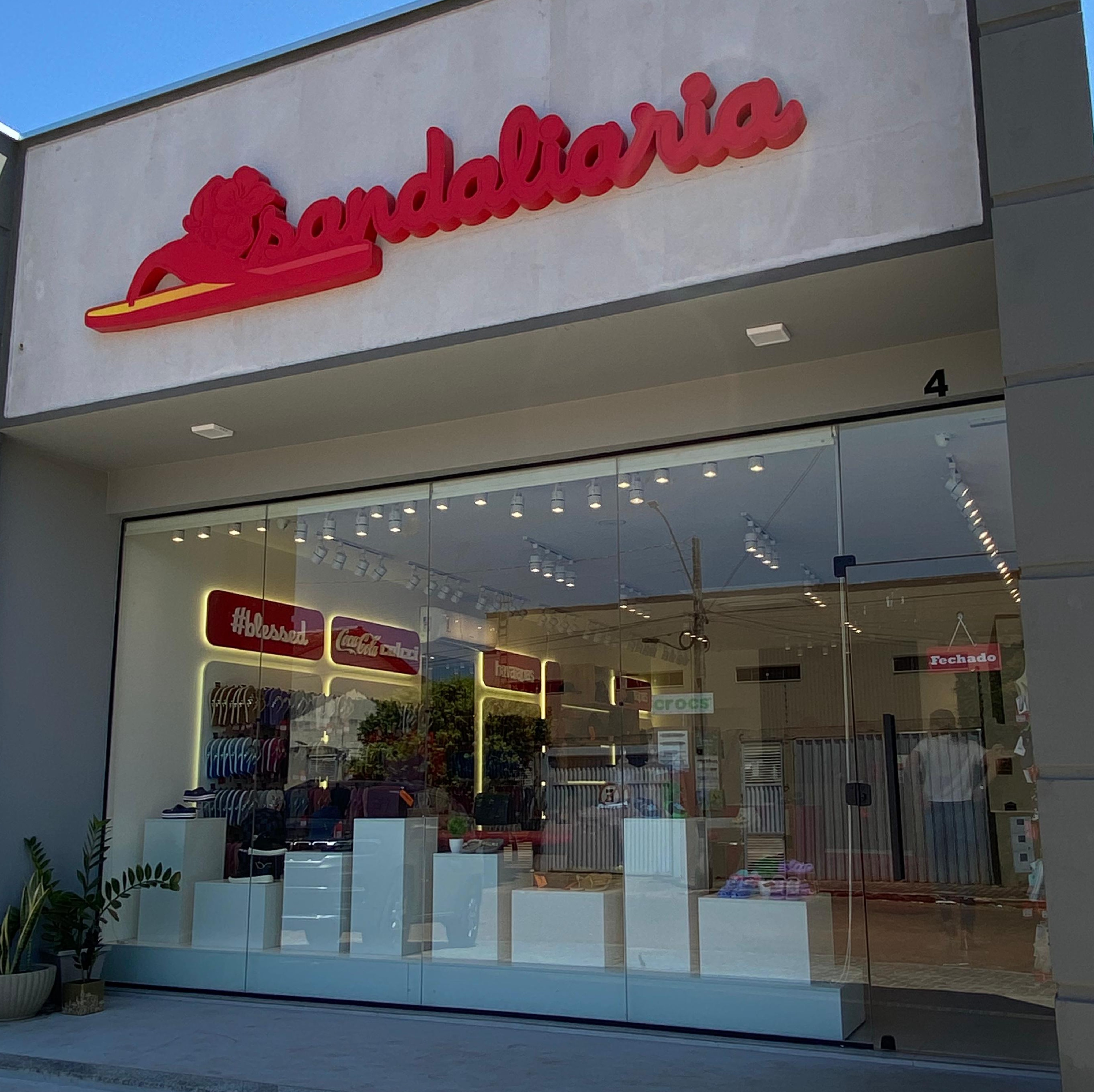 logo franquia SANDALIARIA GUARAÍ - TO