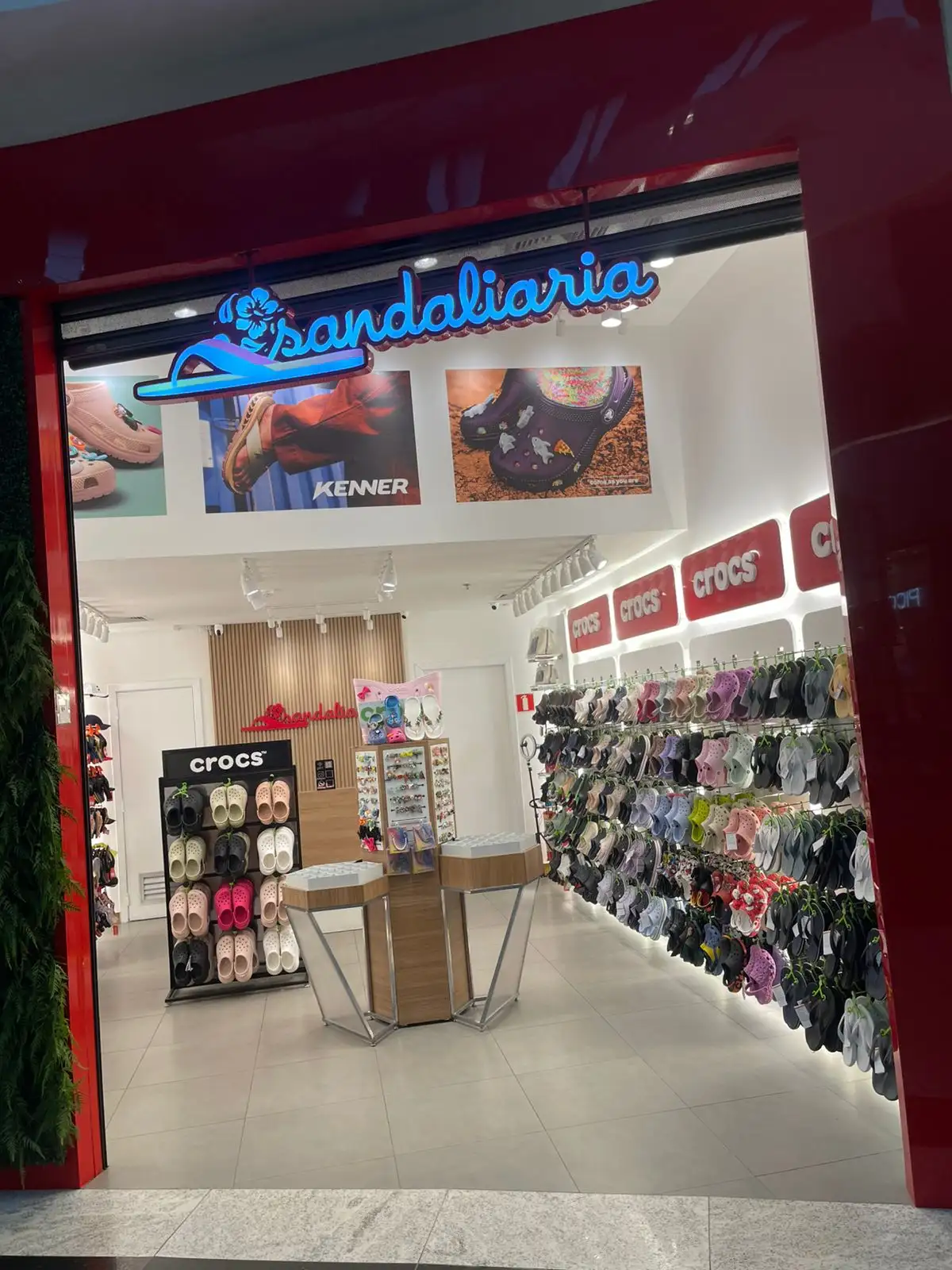 logo franquia SANDALIARIA BELÉM LOJA III